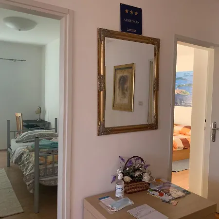 Apartman Galerija Istok-zapad Rovinj