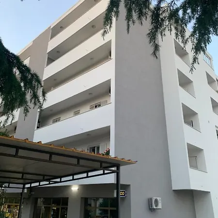 Galerija Istok-zapad Apartman Rovinj